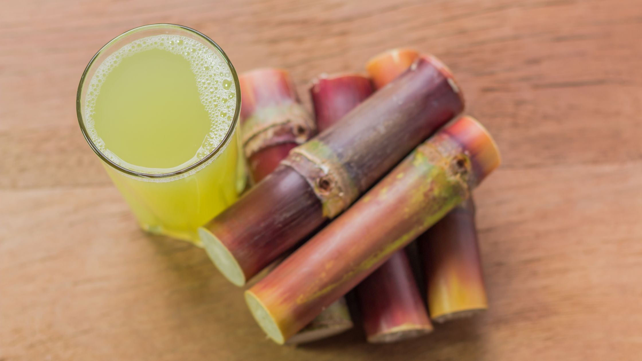 How to Use Sugarcane Juice for Hair Benefits