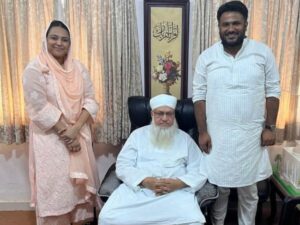 Swara Bhaskar with Maulana Sajjad